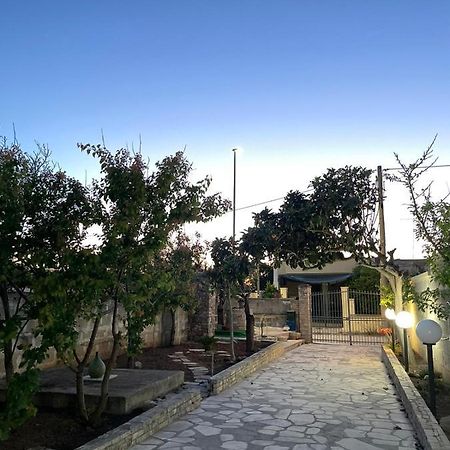 Casa Vacanze Linuccio Casalabate Bagian luar foto